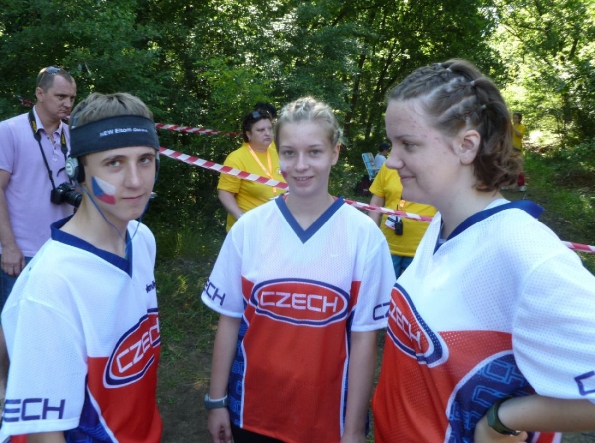 MEZD 2011 na startu 80m